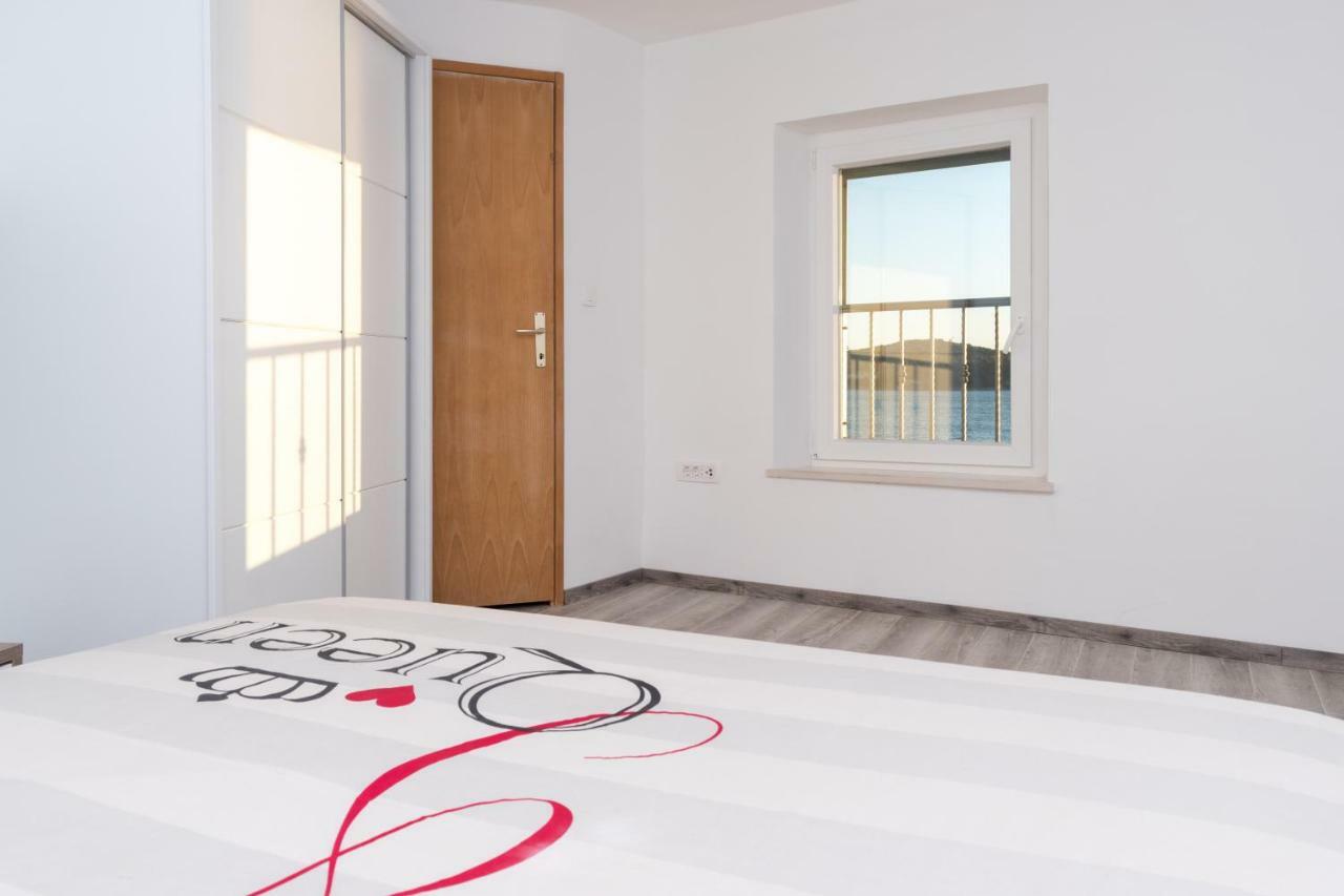 Bounty Apartments Šibenik Exteriör bild